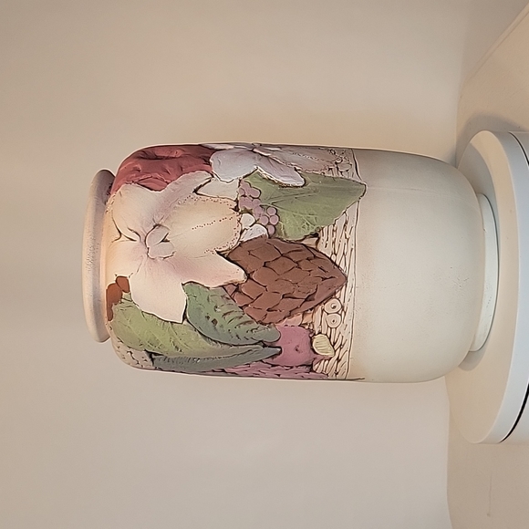 John Davis Concord Garden Oblong Vase - Picture 2 of 10